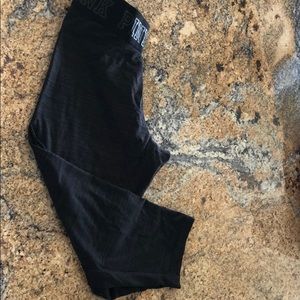 Black crop leggings